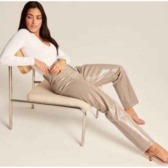 ABERCROMBIE The 90s Straight Ultra High Rise Pleather Pants Curve Love Taupe 30 - Picture 1 of 10
